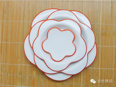 【北臺邀您欣賞】創意陶瓷——傲雪紅梅(圖1)